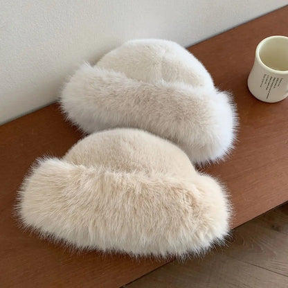 FurLuxe™ Elegant Faux Fur Winter Hat | Cosy Warmth Meets Elegant Winter Style