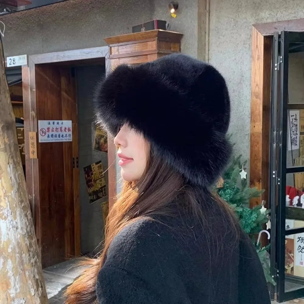 FurLuxe™ Elegant Faux Fur Winter Hat | Cosy Warmth Meets Elegant Winter Style