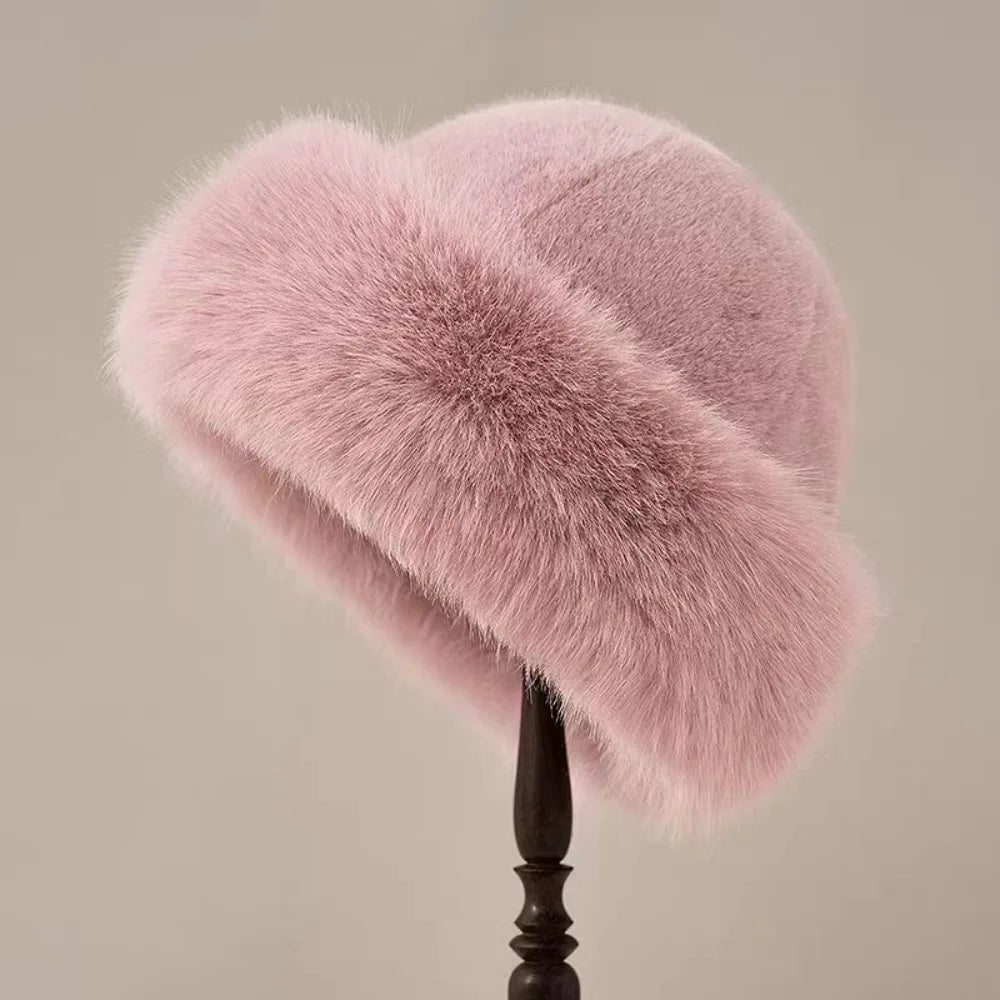 FurLuxe™ Elegant Faux Fur Winter Hat | Cosy Warmth Meets Elegant Winter Style