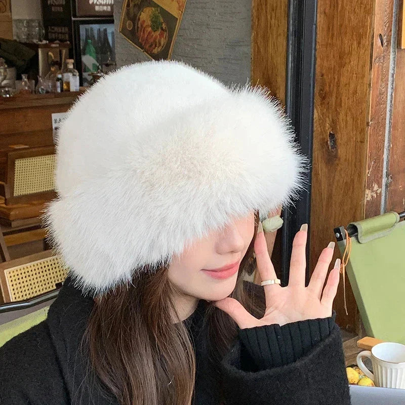 FurLuxe™ Elegant Faux Fur Winter Hat | Cosy Warmth Meets Elegant Winter Style